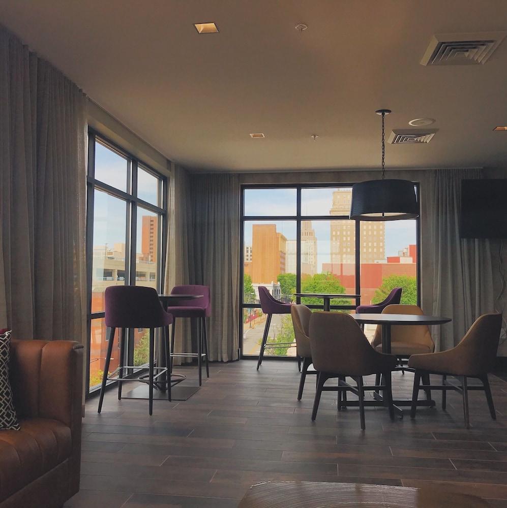 Courtyard Winston-Salem Downtown Ξενοδοχείο Εξωτερικό φωτογραφία