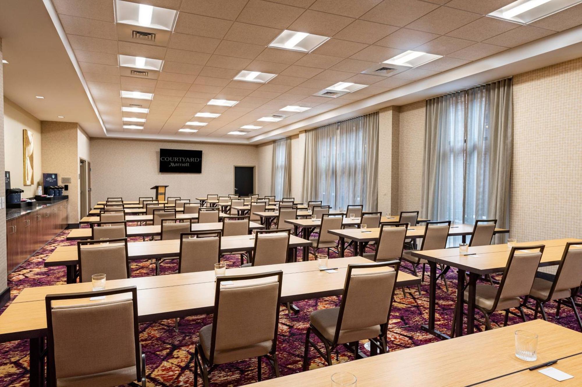 Courtyard Winston-Salem Downtown Ξενοδοχείο Εξωτερικό φωτογραφία