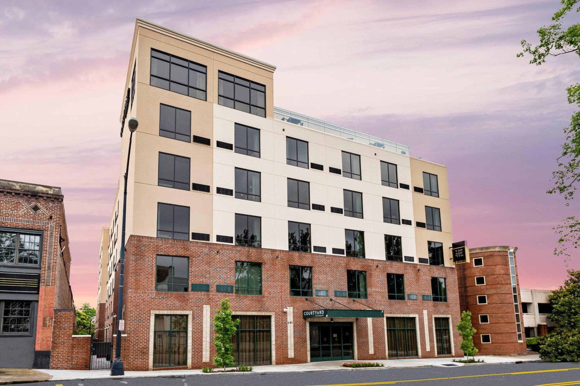 Courtyard Winston-Salem Downtown Ξενοδοχείο Εξωτερικό φωτογραφία